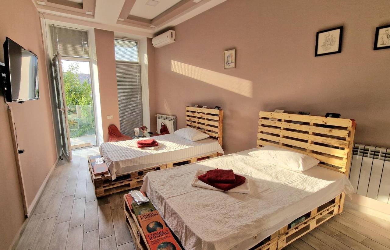 Hostel Puzzle Space Erivan Exterior foto